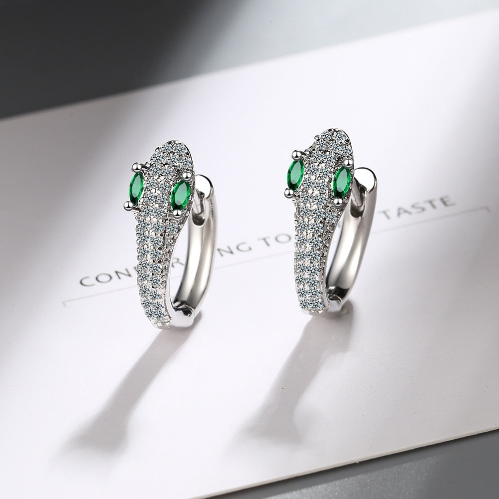 Boucle d'oreille serpent élégante pour femme